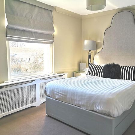 Hotel The Bijou Harrogate Esterno foto