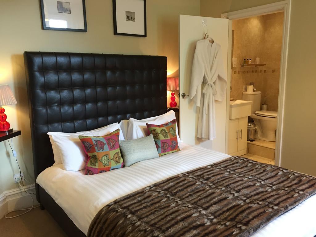 Hotel The Bijou Harrogate Esterno foto
