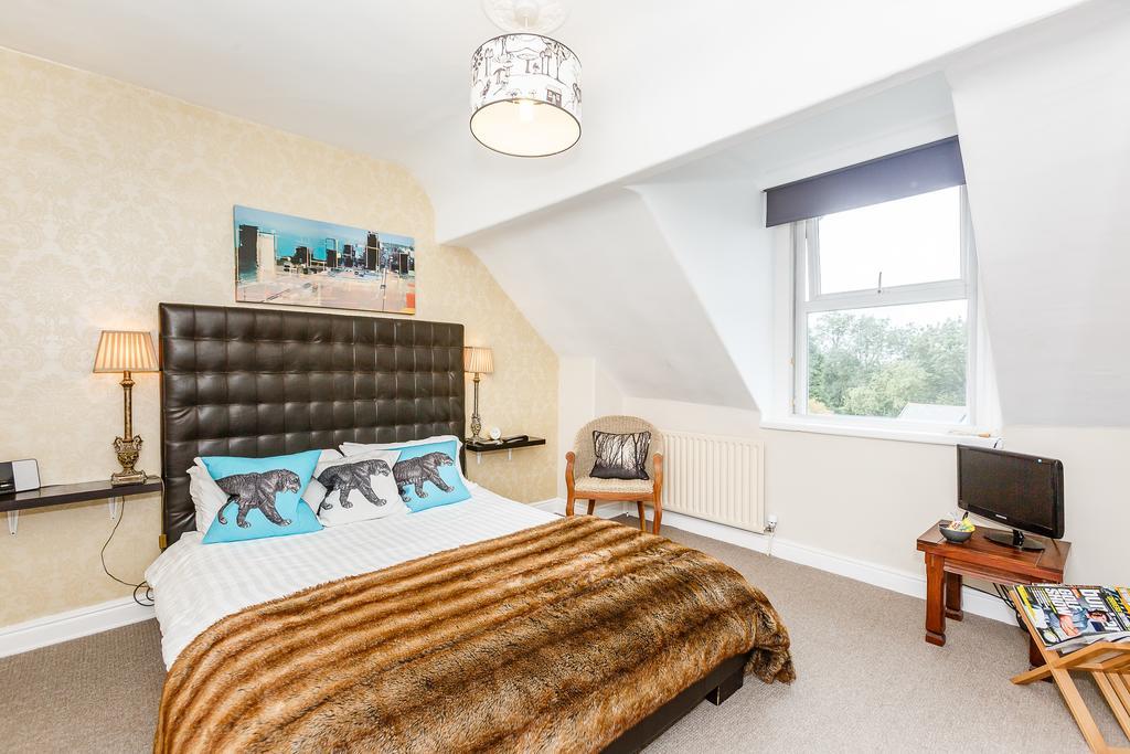 Hotel The Bijou Harrogate Esterno foto