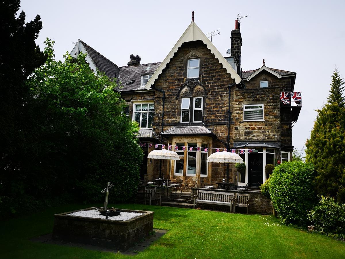 Hotel The Bijou Harrogate Esterno foto